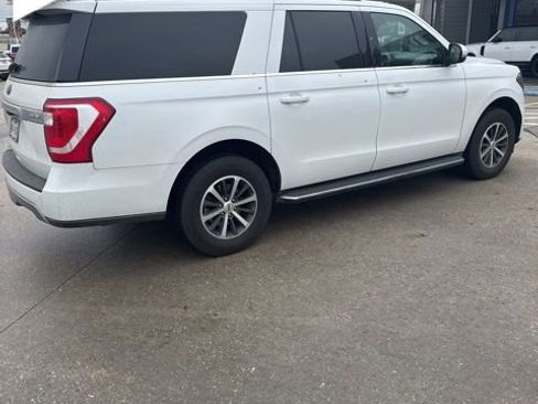 Used 2021 Ford Expedition Max XLT image 5