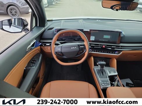 New 2026 Kia Sportage X-Line w/ X-Line Technology Package AWD/4WD image 17