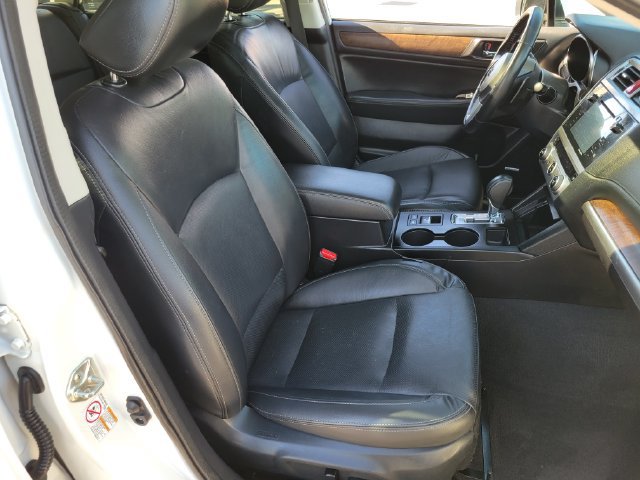 Used 2016 Subaru Outback 3.6R Limited AWD/4WD image 22