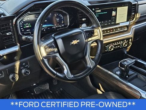 Used 2024 Chevrolet Silverado 1500 LT image 32