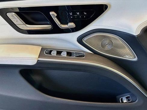 Used 2024 Mercedes-Benz EQS AMG 4MATIC image 17