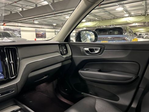 Certified 2025 Volvo XC60 B5 Plus image 26