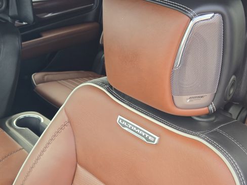 Used 2023 GMC Yukon XL Denali Ultimate image 28