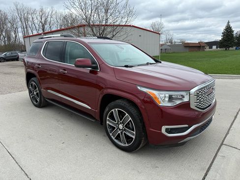 Used 2017 GMC Acadia Denali w/ Technology Package AWD/4WD image 3