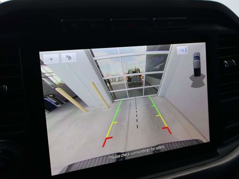 Used 2021 Ford F150 Lariat w/ Max Trailer Tow Package image 17