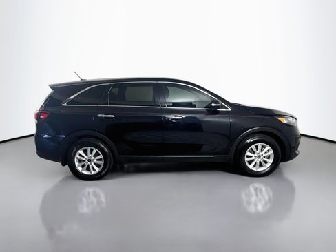 Used 2020 Kia Sorento L FWD image 11