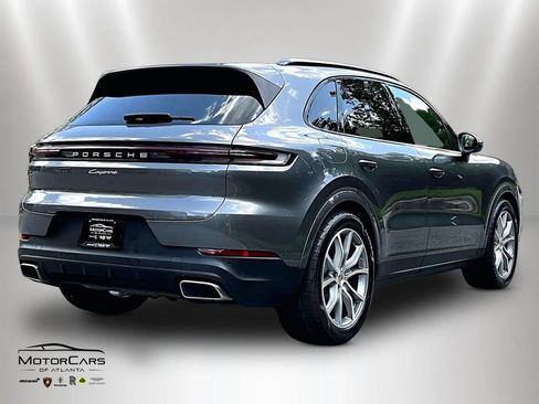 Used 2026 Porsche Cayenne AWD/4WD image 11