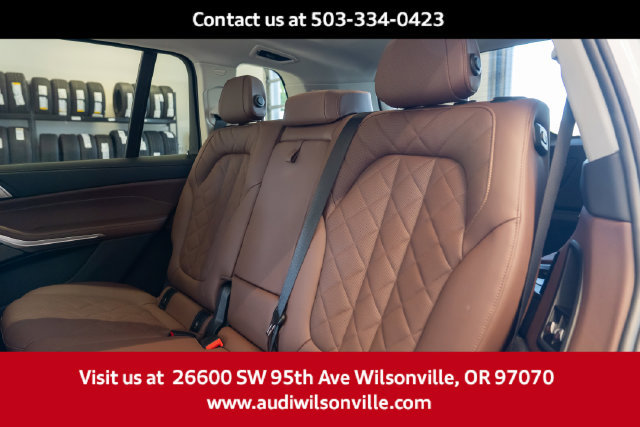 Used 2026 BMW X7 xDrive40i AWD/4WD image 31
