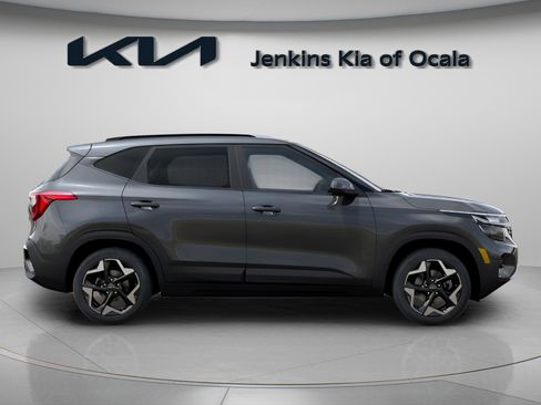 New 2026 Kia Seltos S image 9