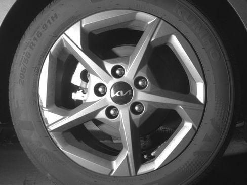 Used 2025 Kia K4 FWD image 14
