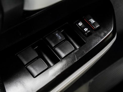 Used 2021 Toyota Tundra SR5 w/ Trail Edition image 43