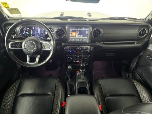 Used 2021 Jeep Wrangler Unlimited Sahara image 24