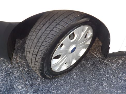 Used 2021 Ford Transit Connect XL image 20