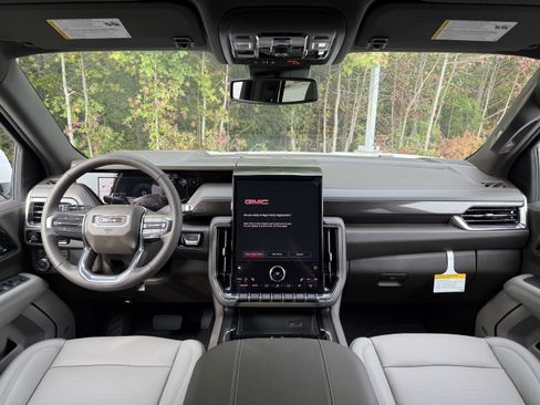 New 2026 GMC Yukon XL Elevation w/ LPO, Illumination Package image 20