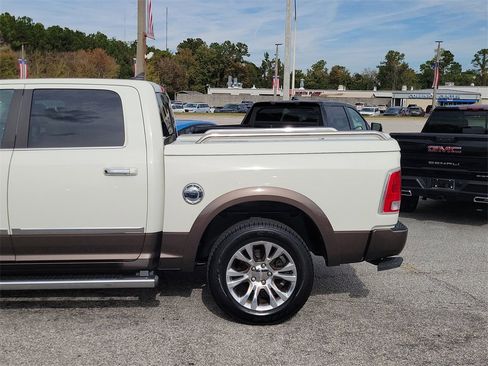 Used 2018 RAM 1500 Laramie Longhorn w/ Longhorn Southfork Package image 7