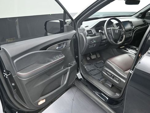 Used 2023 Honda Ridgeline Black Edition image 10