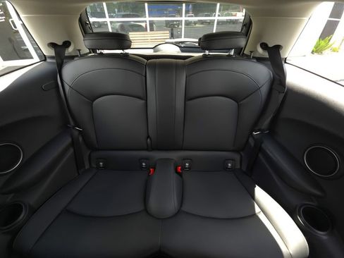 Used 2015 MINI Cooper S FWD image 16