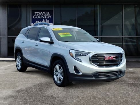 Used 2021 GMC Terrain SLE AWD/4WD image 1