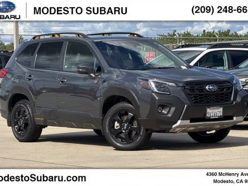 Used 2025 Subaru Forester Wilderness image 1