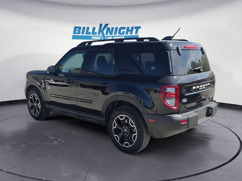 Used 2026 Ford Bronco Sport Outer Banks AWD/4WD image 3