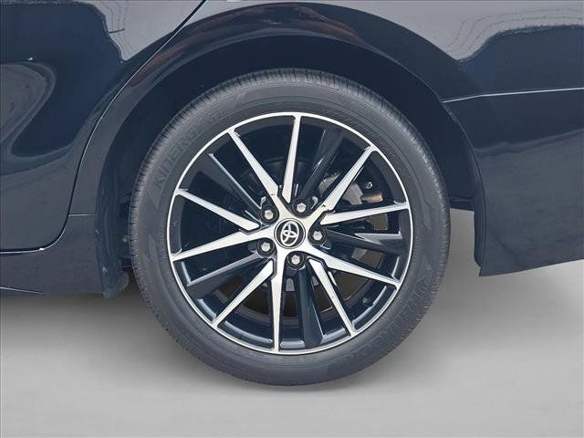 Used 2024 Toyota Camry SE w/ Convenience Package FWD image 21