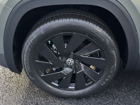 New 2026 Volkswagen Atlas Cross Sport SE image 10