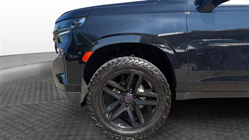 Used 2021 Chevrolet Suburban RST AWD/4WD image 9