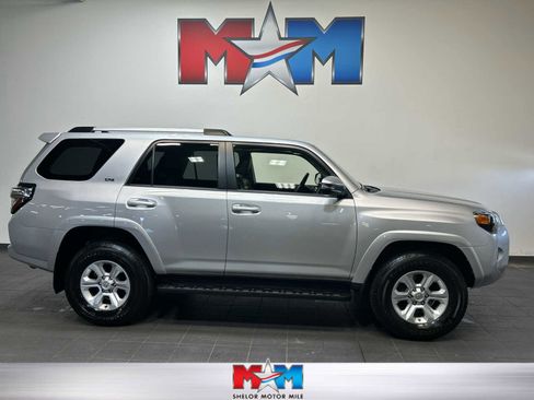 Used 2019 Toyota 4Runner SR5 Premium AWD/4WD image 1