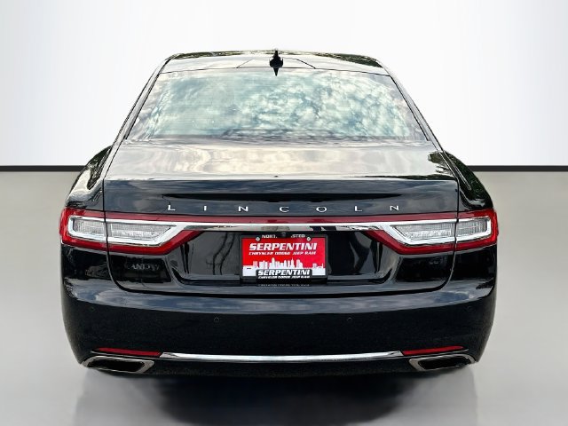 Used 2018 Lincoln Continental Select w/ Continental Climate Package AWD/4WD image 7