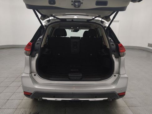 Used 2020 Nissan Rogue SV FWD image 29