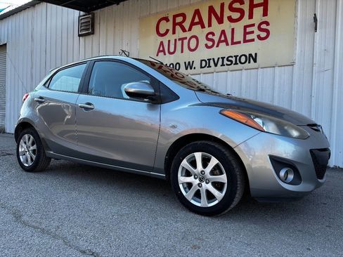 Used 2013 MAZDA MAZDA2 Touring image 2
