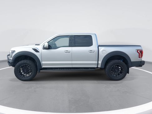 Used 2018 Ford F150 Raptor w/ Equipment Group 802A Luxury image 8