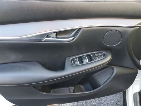 Used 2022 INFINITI QX50 Luxe image 23