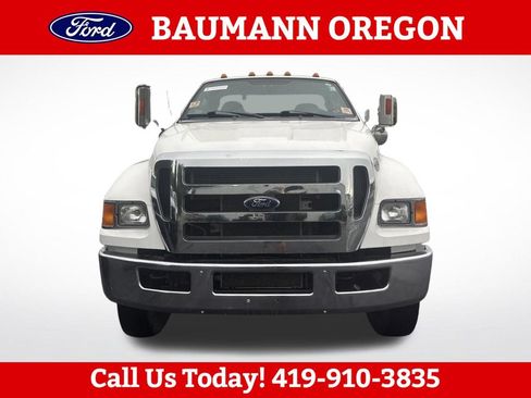 Used 2015 Ford F750 2WD Regular Cab Super Duty image 6