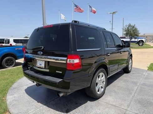 Used 2015 Ford Expedition Platinum RWD image 6