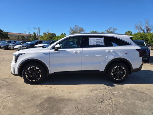 New 2026 Kia Sorento S w/ S Panoramic Sunroof Package FWD image 5