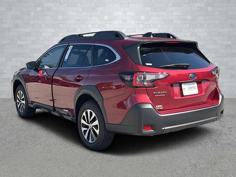 Certified 2025 Subaru Outback Premium image 6