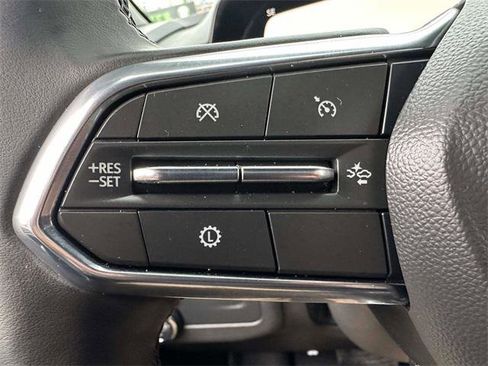 Used 2025 Chevrolet Suburban High Country image 31