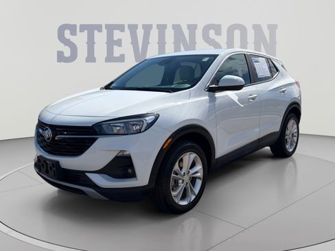Used 2021 Buick Encore GX Preferred AWD/4WD image 1
