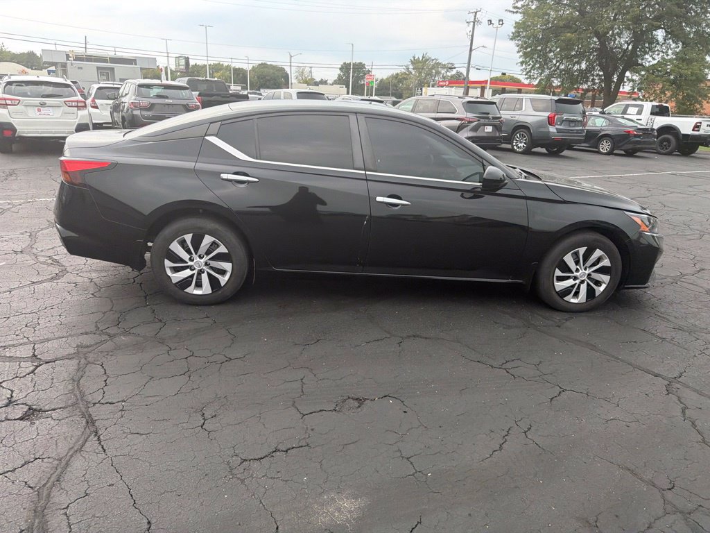 Used 2023 Nissan Altima 2.5 S FWD image 5