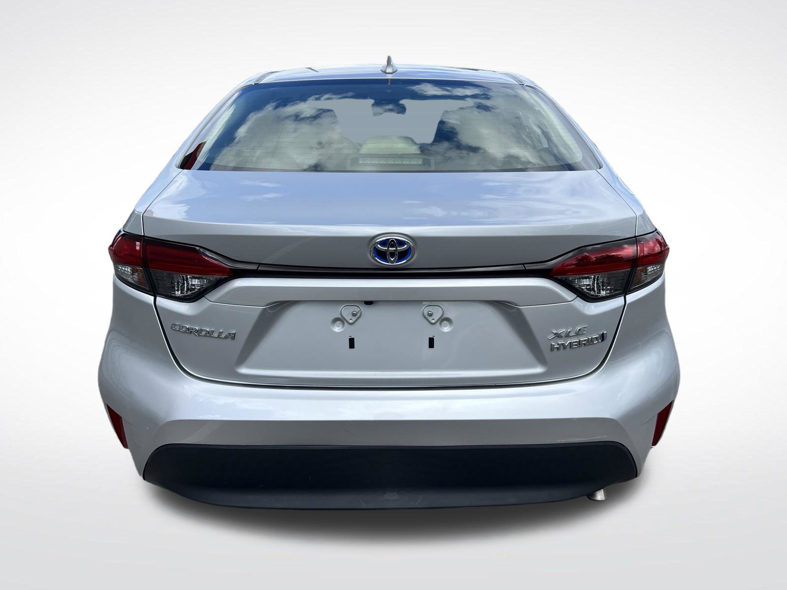 Used 2024 Toyota Corolla XLE FWD image 7