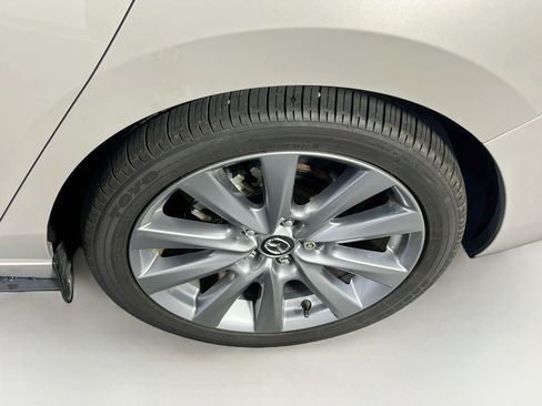 Used 2023 MAZDA MAZDA3 s FWD image 30
