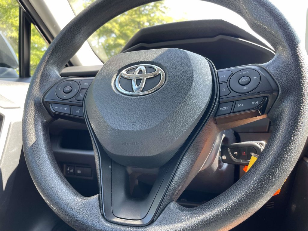 Used 2025 Toyota RAV4 LE FWD image 29