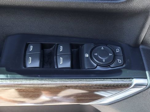 Used 2020 Chevrolet Silverado 1500 RST w/ All-Star Edition image 16