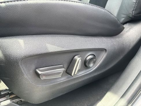 Used 2024 Toyota Grand Highlander AWD Hybrid image 13