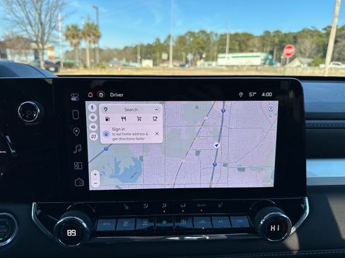 Used 2025 Chevrolet Colorado LT w/ Advanced Trailering Package image 13