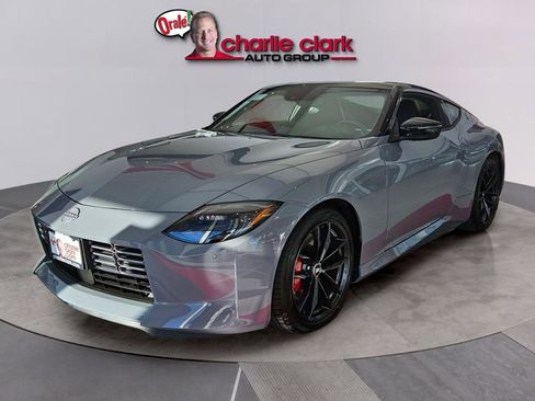New 2026 Nissan Z Performance w/ Floor Mat Package RWD image 2