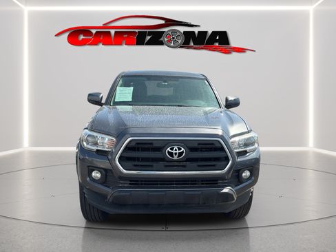 Used 2016 Toyota Tacoma SR5 w/ SR5 Appearance Package (SN) RWD image 13