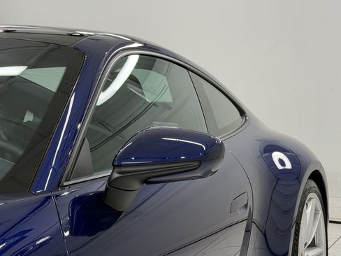 Used 2024 Porsche 911 Carrera GTS RWD image 19