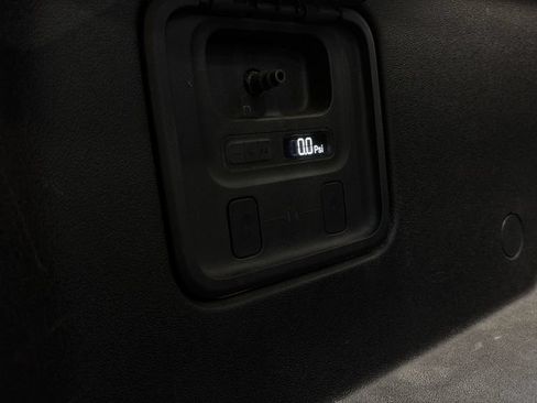 Used 2022 Rivian R1T Launch Edition AWD/4WD image 17